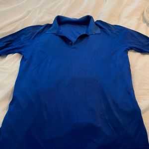 Lululemon Blue buttons shirt
